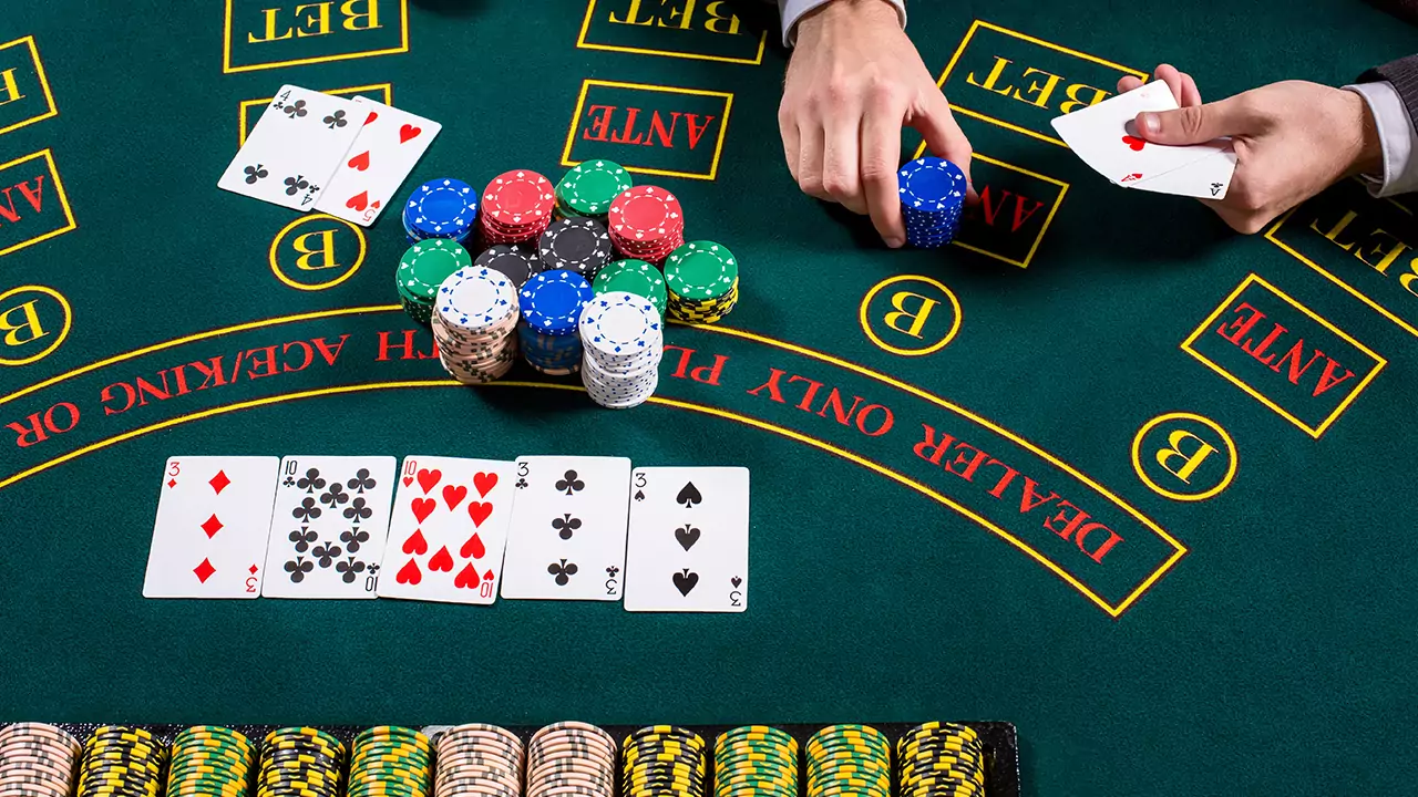 P&oacute;ker en casinos espa&ntilde;oles: variantes y formatos disponibles